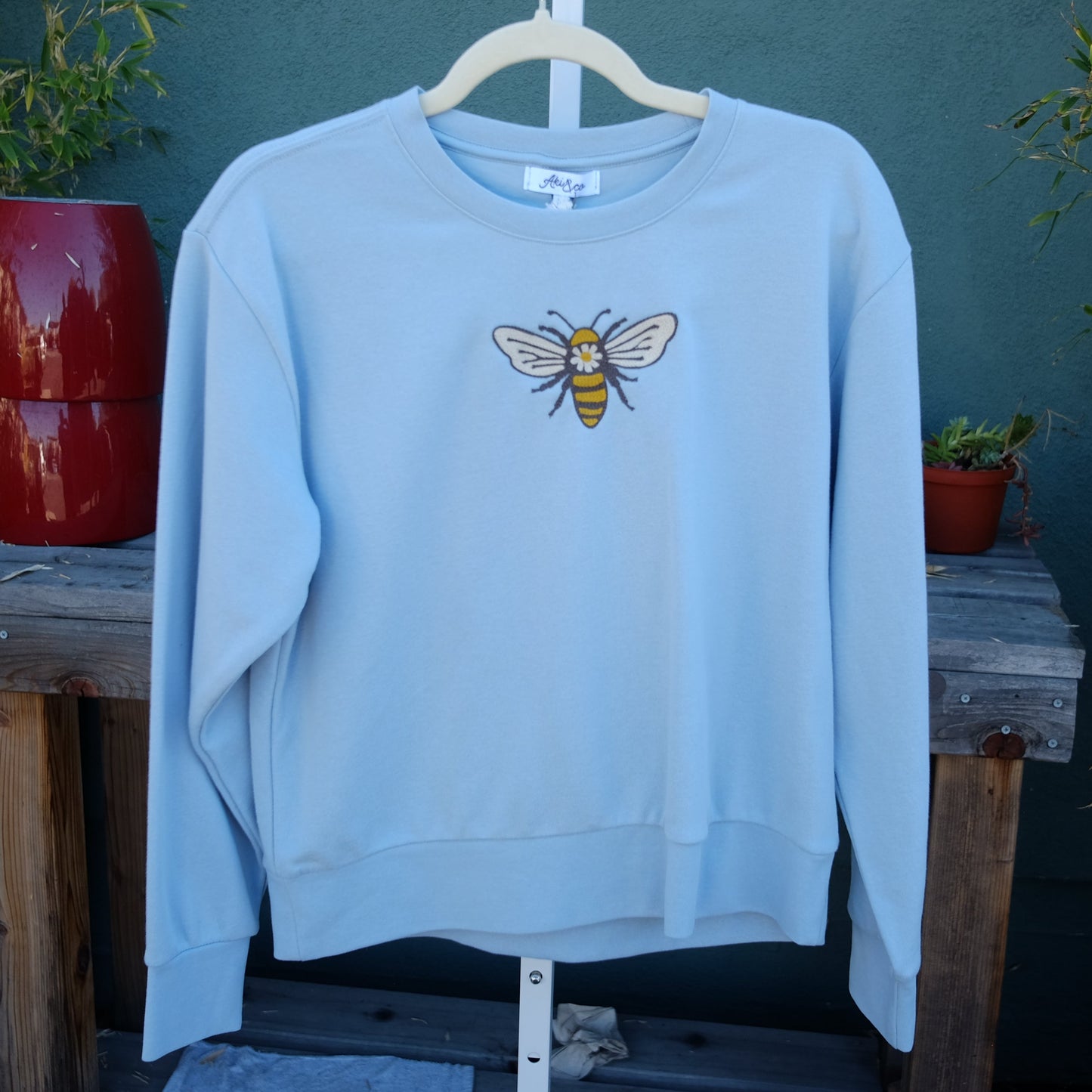 Women's Bumblebee Flower Sweatshirt