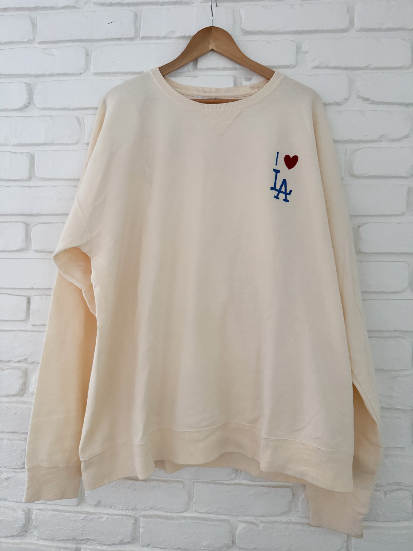 I Heart LA Sweatshirt- Ivory