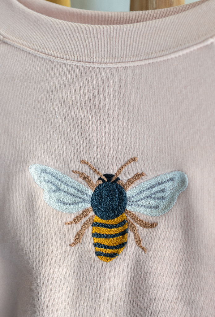 Bee top jumper womens